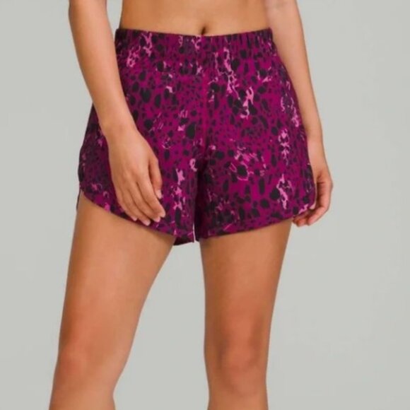 Lululemon Track That Mid-Rise Lined Short 5" Cheetah Magenta - Picture 1 of 5